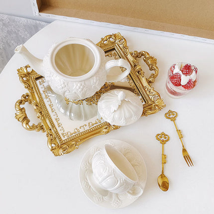Faubourg Embossed Tea Gift Set