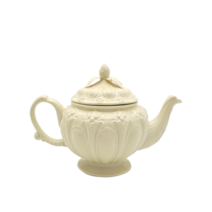 Faubourg Embossed Tea Gift Set